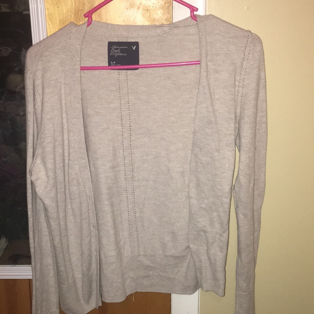 AEO tan cardigan